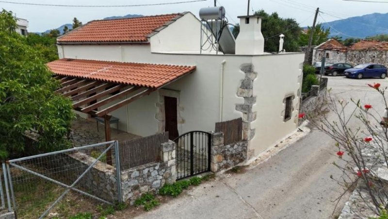 Litsarda Kreta, Litsarda - Charmantes Steinhaus im Zentrum eines Dorfes zu verkaufen Haus kaufen